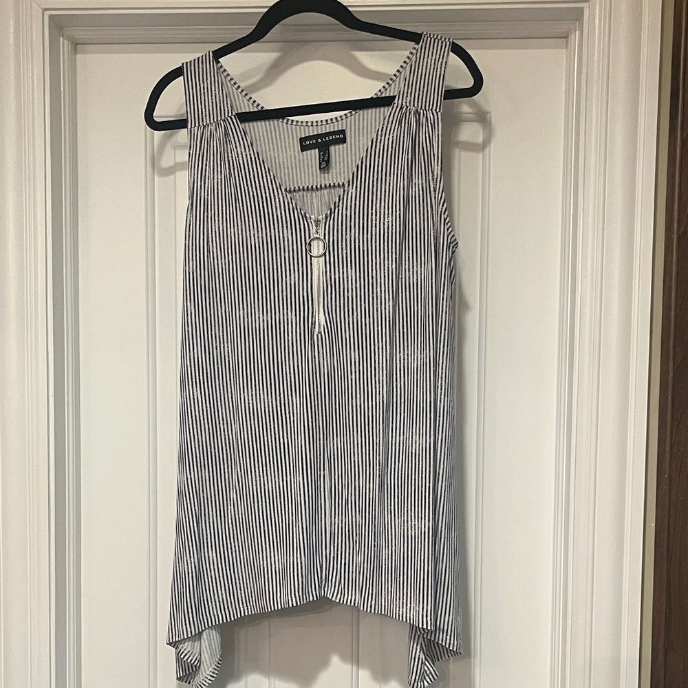 Chic Striped V-Neck Tank Top